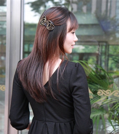 蝴蝶结发夹怎么戴好看 完美提升优雅甜美度