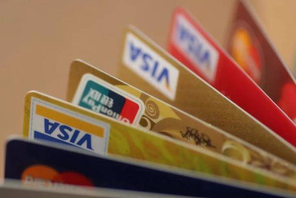 哪个银行的信用卡最好申请下卡几率大？