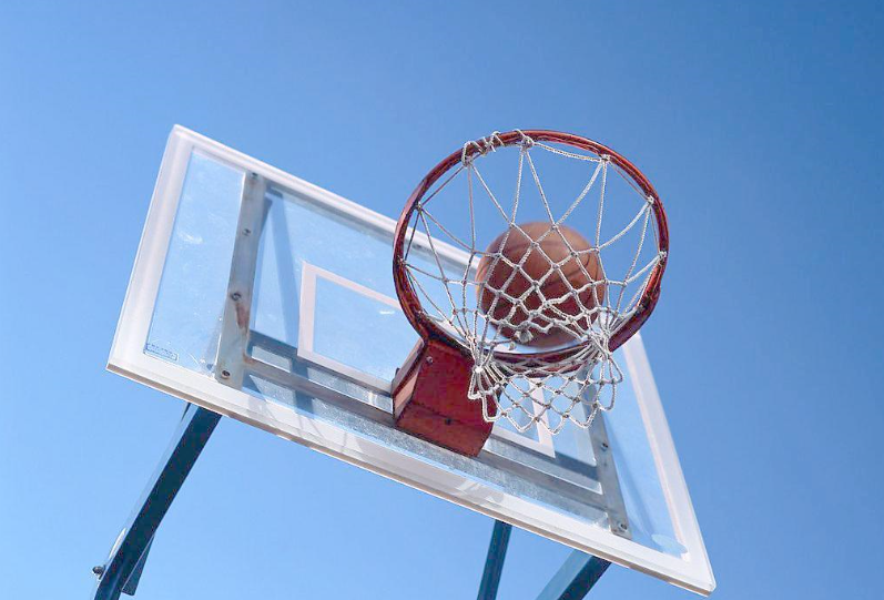 NBA篮筐高度是不是3.25米？ 国际标准篮筐高度呢？是不是3.05？？